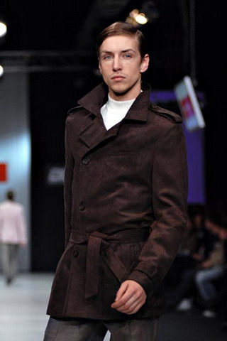 Фото деловая одежда 2007 мужское твидовое пальто