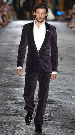Фото мужские костюмы подиум деловой стиль мужская мода для мужчин 2007