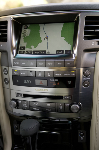 Lexus LX570