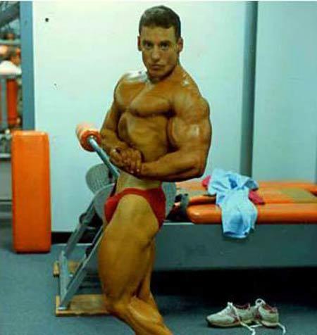 Фото красивых парней накаченные в трусах мужики Фото красивых парней накаченные в трусах мужики