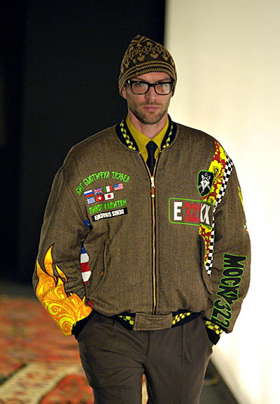 Фото Показ коллекции мужской зимней одежды Денис Симачев сезона «осень-зима 2008» Фото Показ коллекции мужской зимней одежды Денис Симачев сезона «осень-зима 2008»